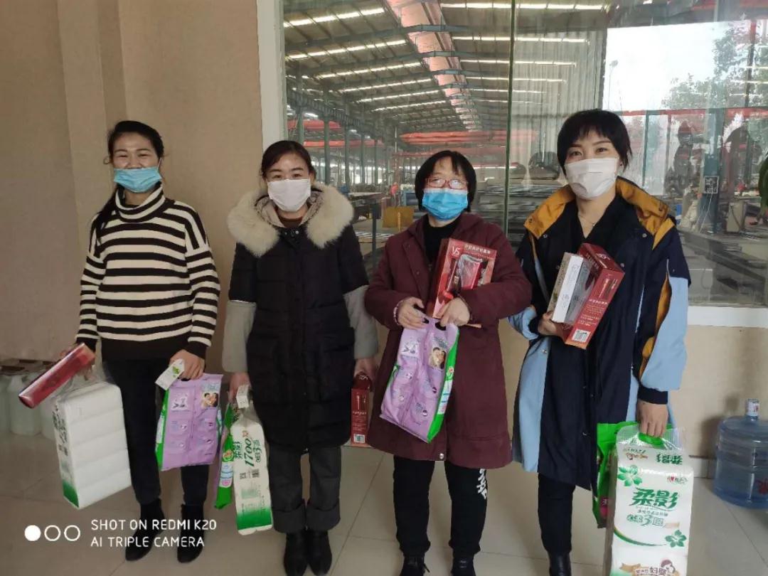 做爰丰满少妇1313